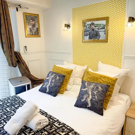 Urbanflat 42 - Two-bedroom Flat In Center Of Apartment Paris