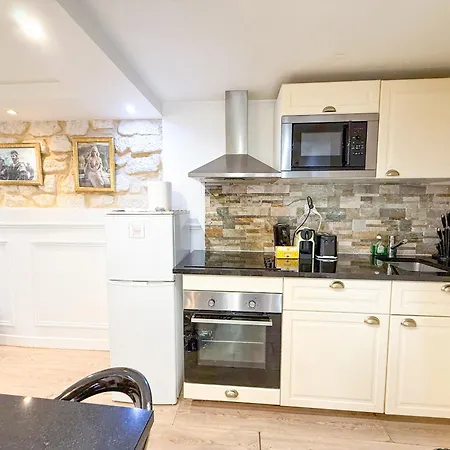 Apartment Urbanflat 42 - Two-bedroom Flat In Center Of *